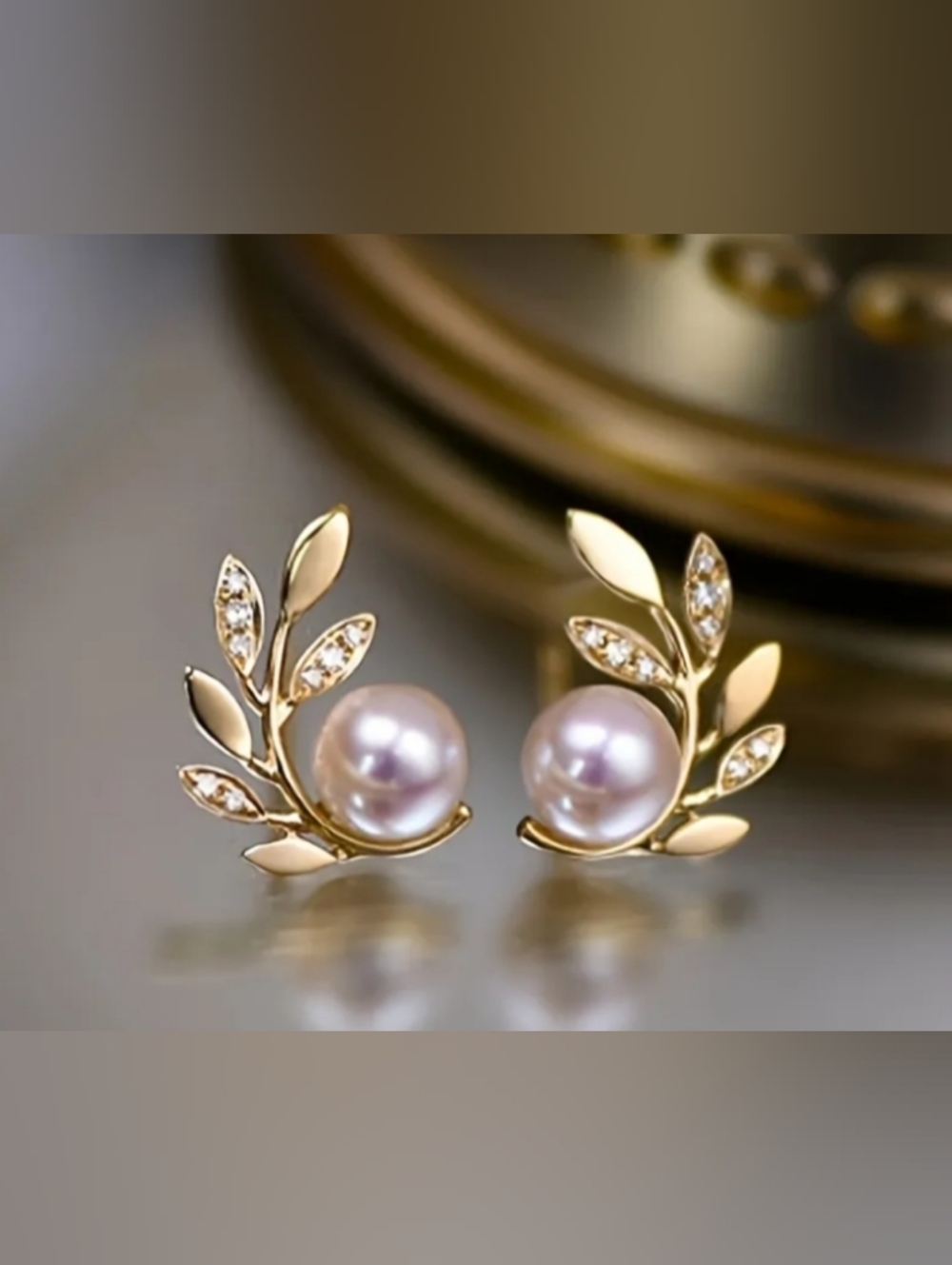 ❤️K $10 Each Or Bundle 4/$20 Gold Pearl Leaf Stud Earrings — Pink Pearl